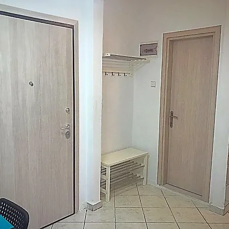 Alex Flat Néoi Epivátai